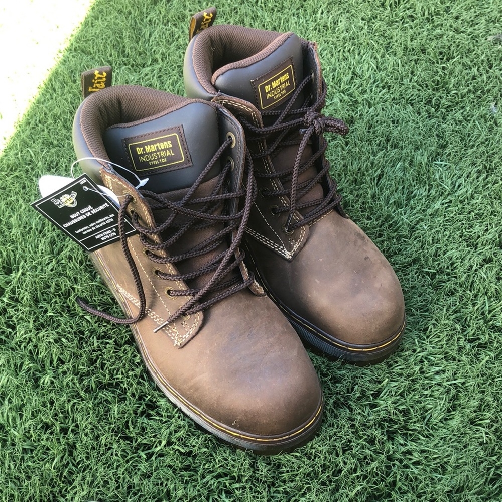 Dr Martens Winch St.